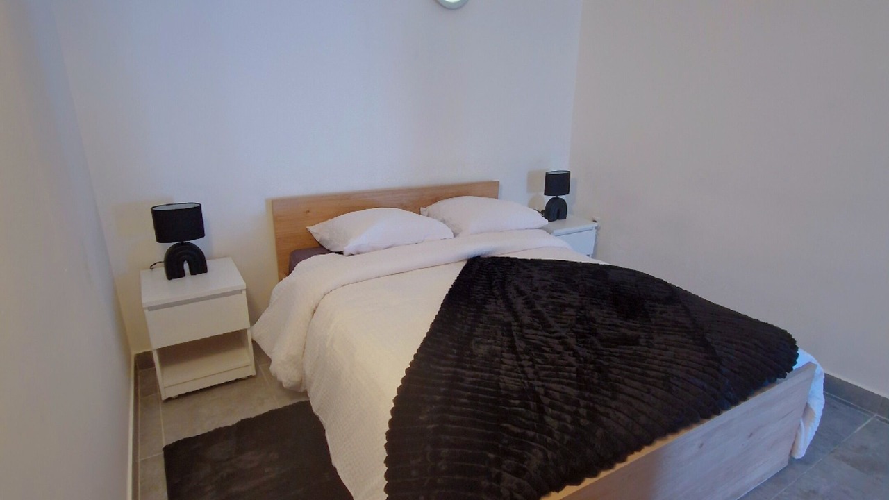 Photo of Bedroom in Vitrolles