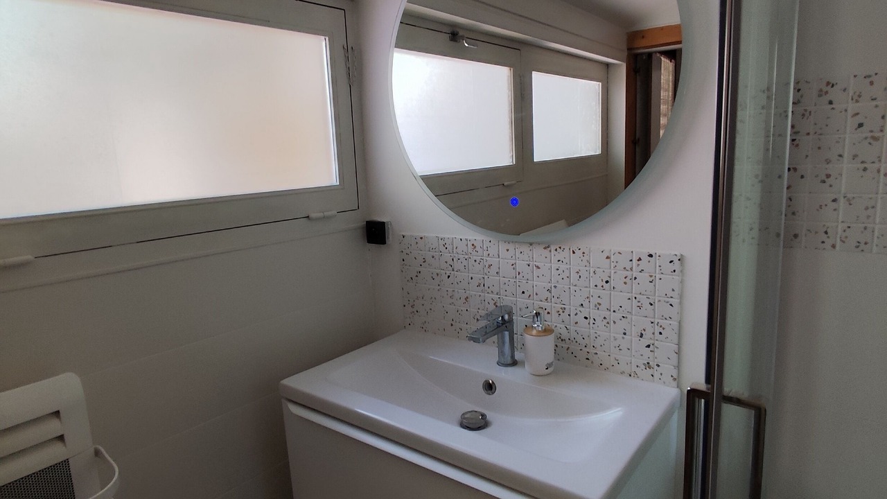 Photo of Bathroom in Faubourg