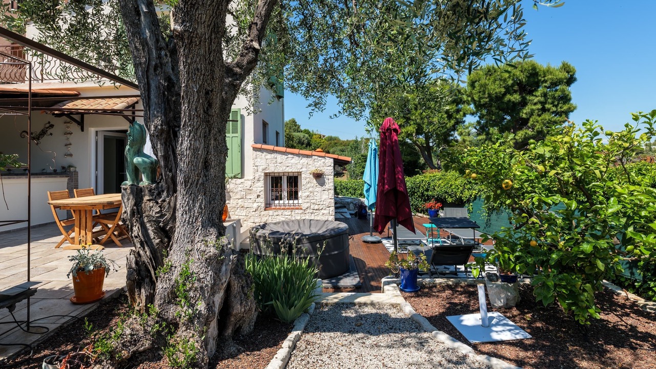 Photo of Outdoor in Saint Antoine