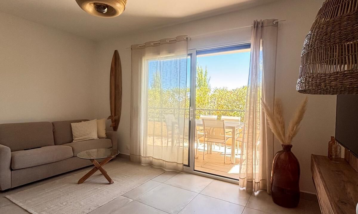 Photo of Livingroom in Eze