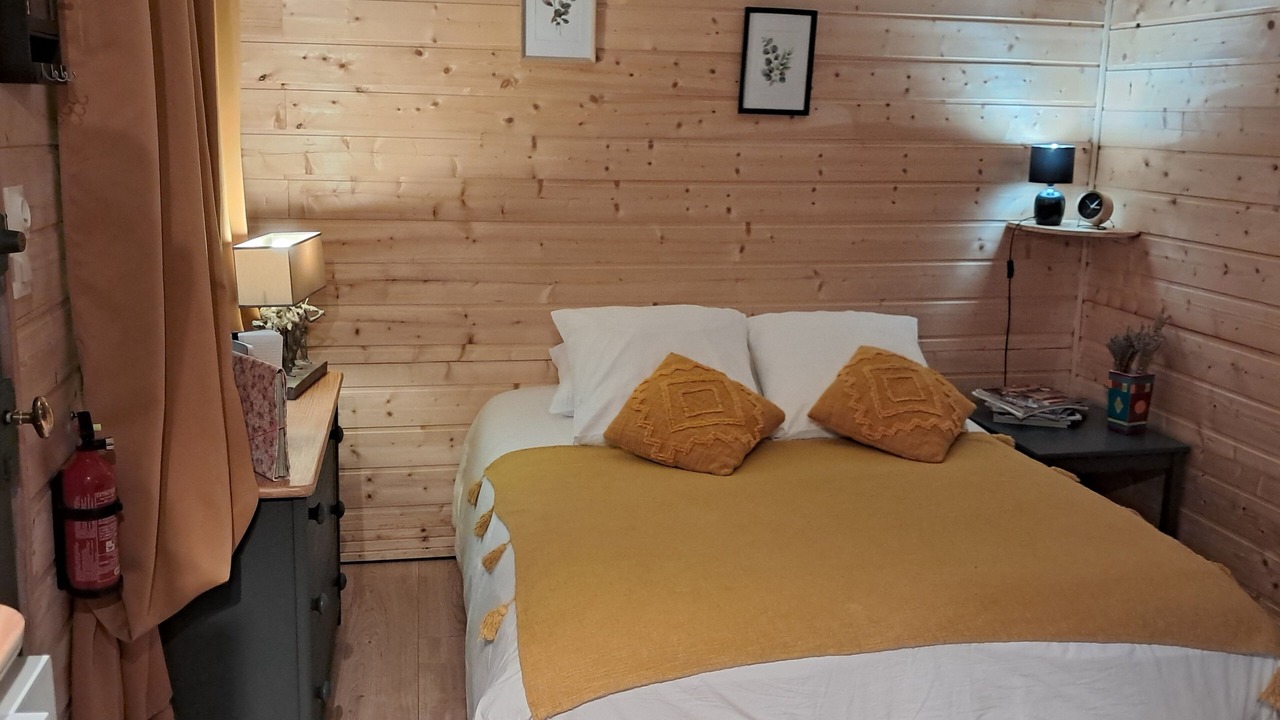 Photo of Bedroom in Saint-Auban
