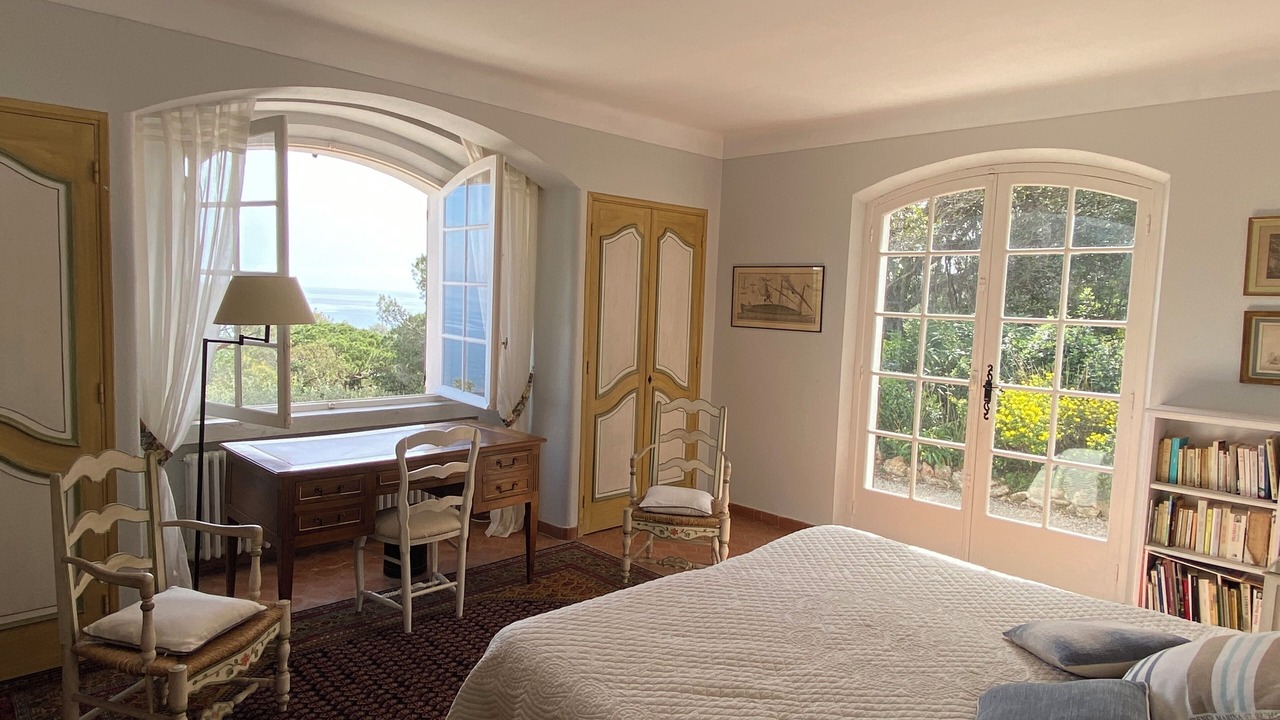 Photo of Bedroom in Saint-Tropez