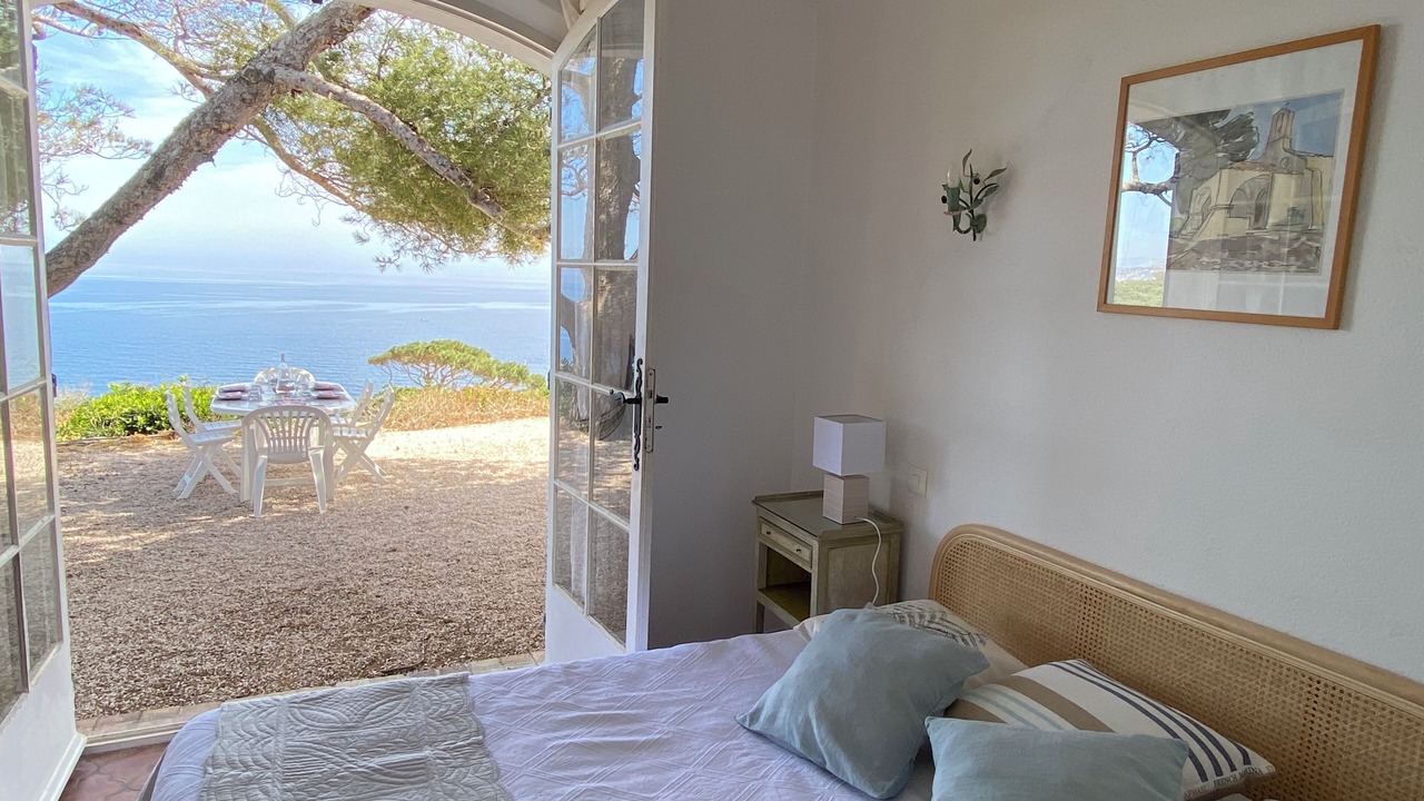 Photo of Bedroom in Saint-Tropez