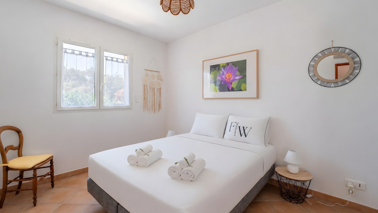 Photo of Bedroom in Flayosc