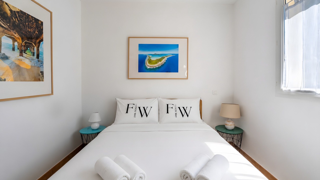 Photo of Bedroom in Flayosc
