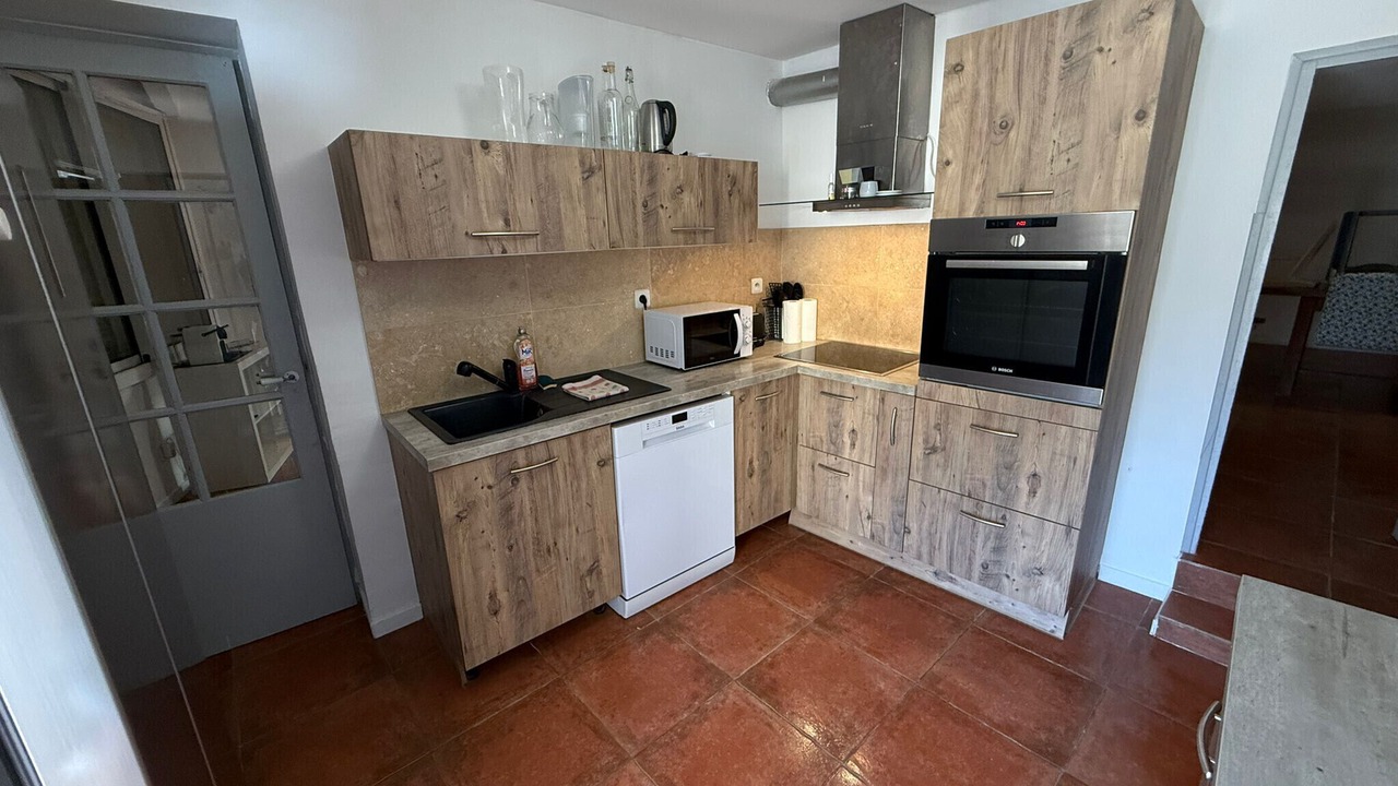 Photo of Kitchen in Les Mees