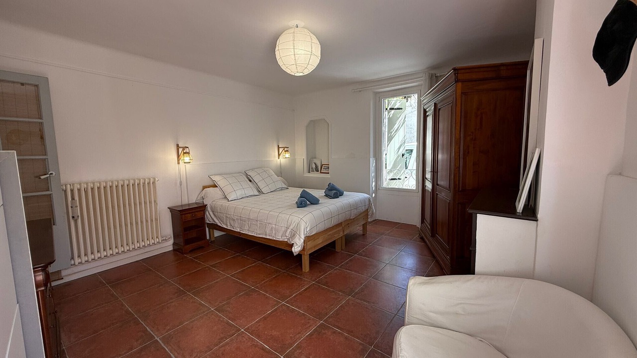 Photo of Bedroom in Les Mees