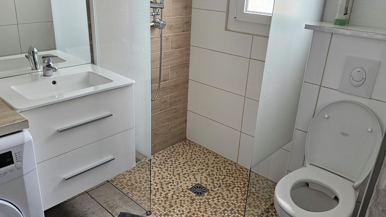 Photo of Bathroom in Mallemoisson