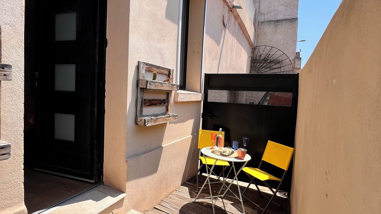Photo of Outdoor in La Pomme