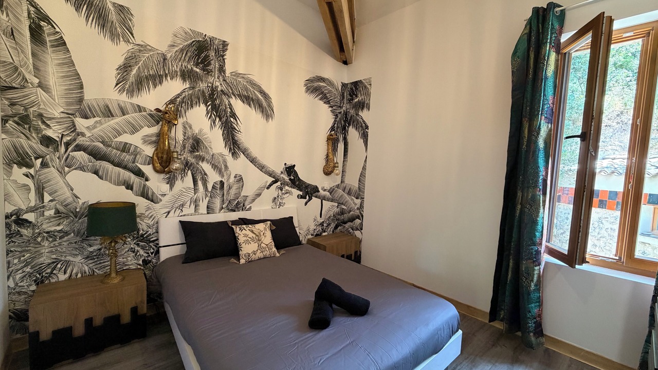 Photo of Bedroom in Auriol