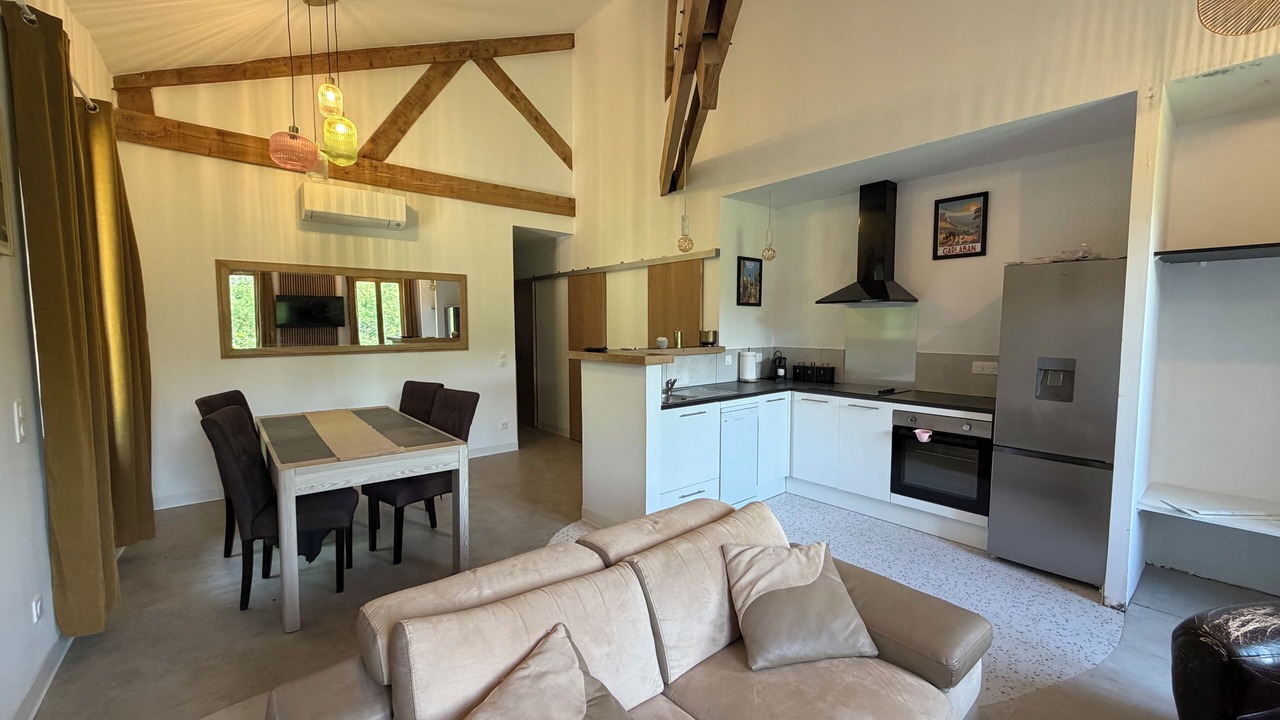Photo of Livingroom in Auriol