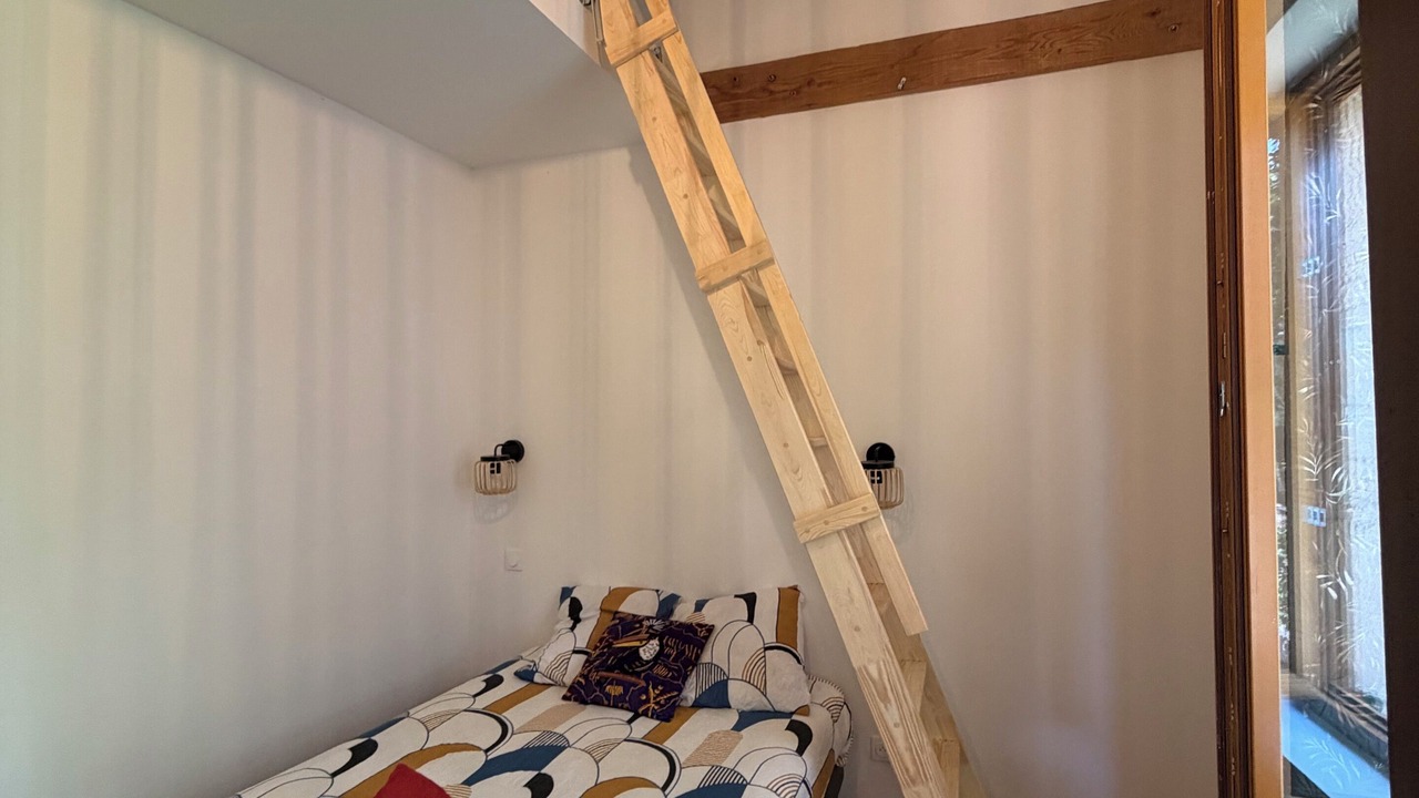 Photo of Bedroom in Auriol