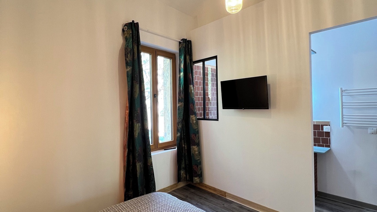 Photo of Bedroom in Auriol