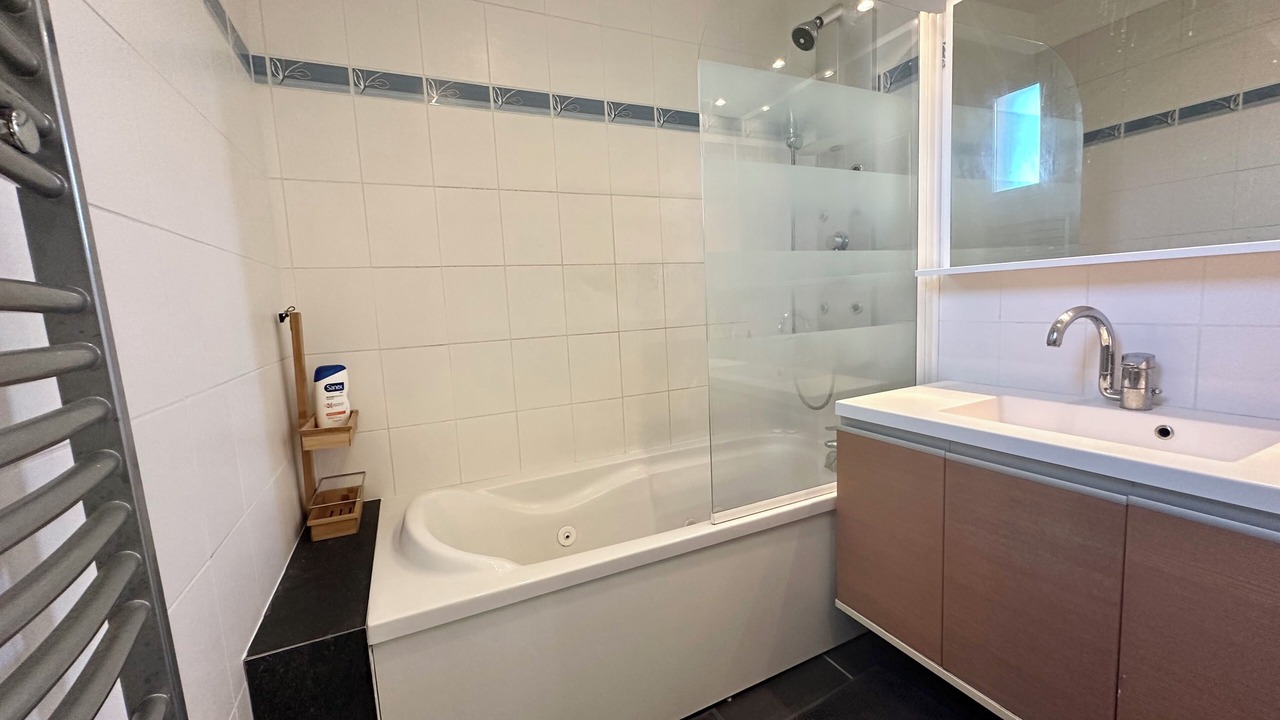 Photo of Bathroom in Les Aygalades