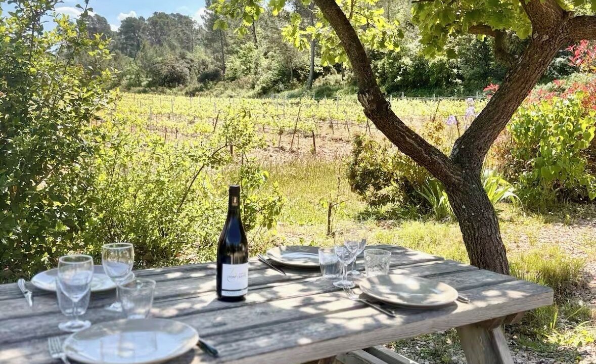 Photo of Outdoor in Eguilles