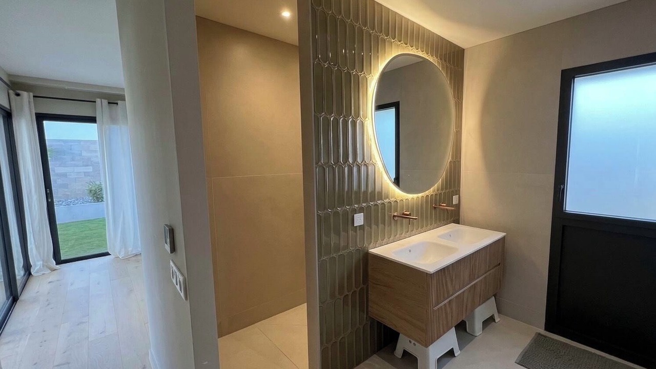 Photo of Bathroom in Saint-Drezery
