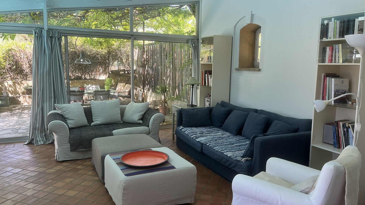 Photo of Livingroom in Grand Sud