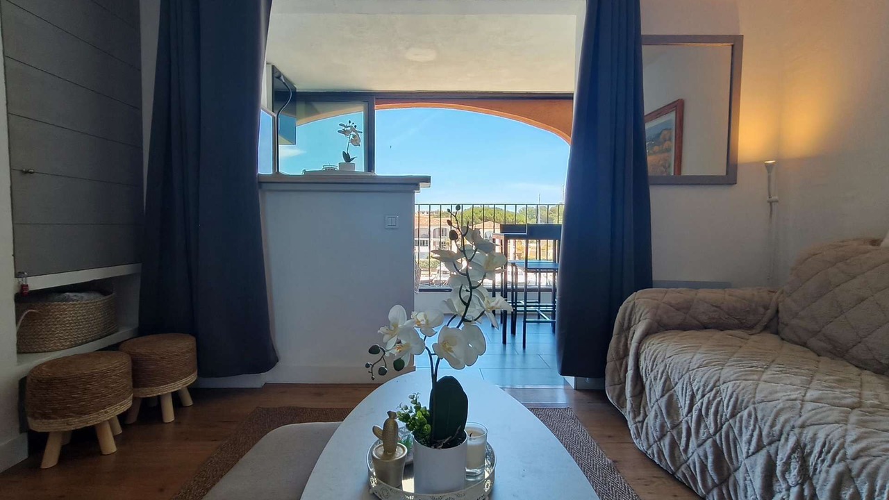 Photo of Livingroom in Port Cogolin