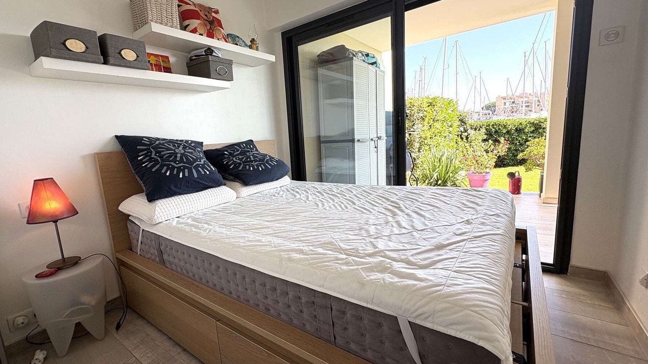 Photo of Bedroom in Port Cogolin