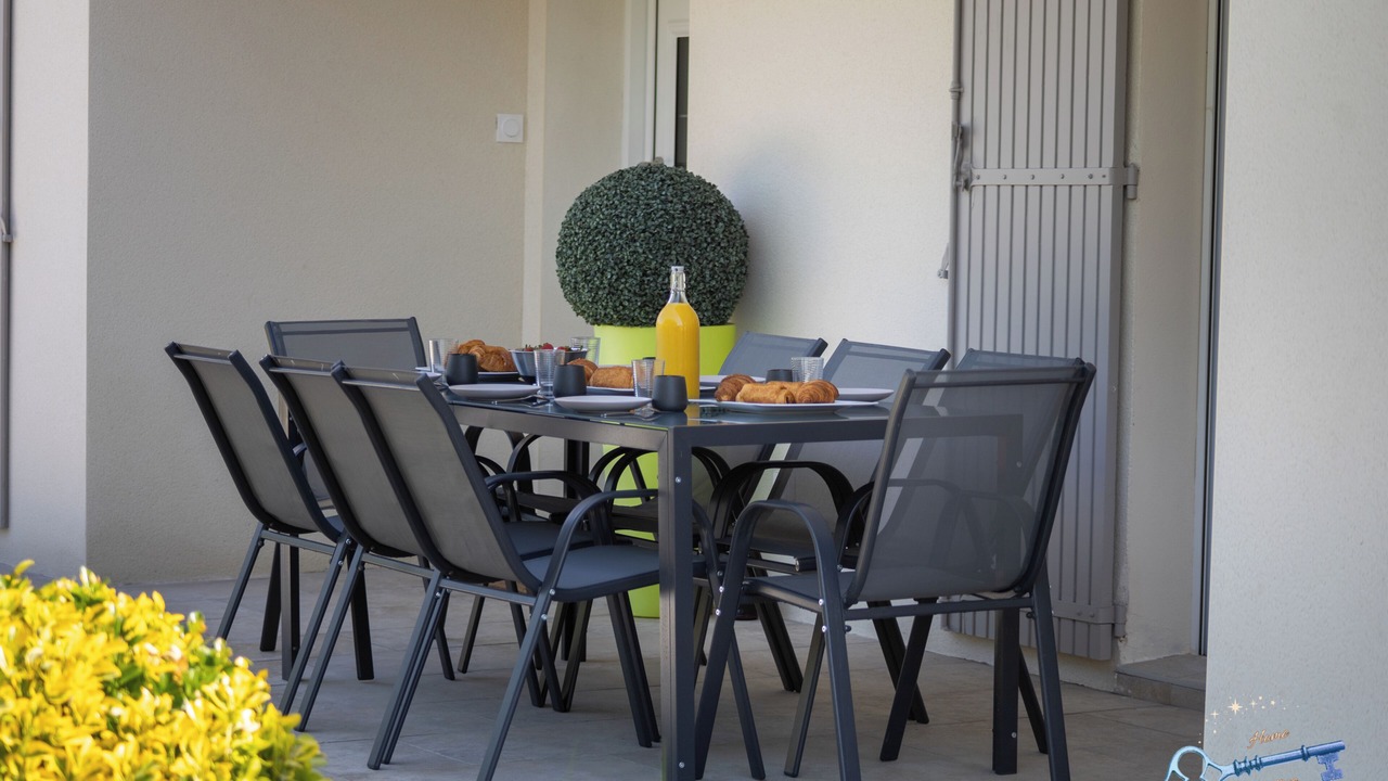 Photo of Outdoor in Entraigues-sur-la-Sorgue