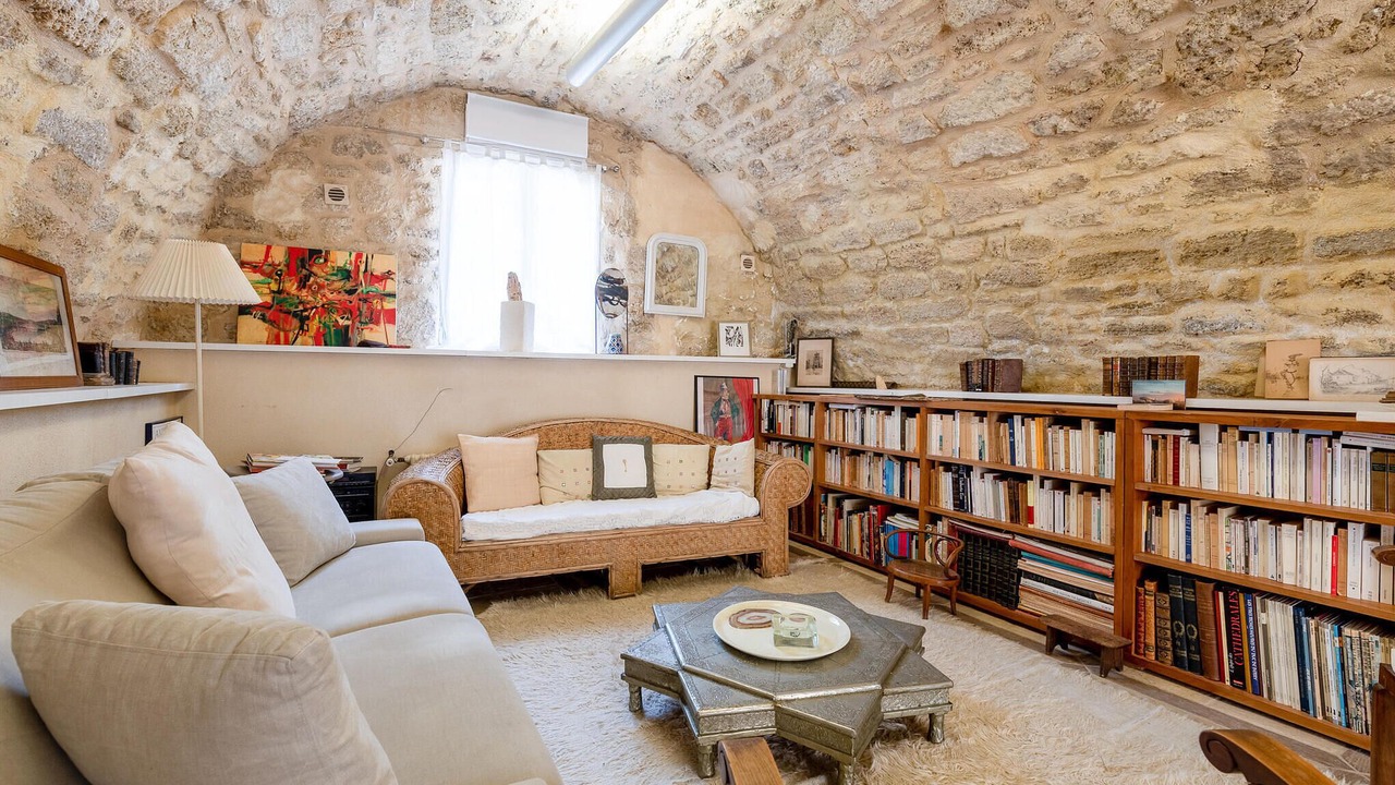 Photo of Bedroom in Montbazin