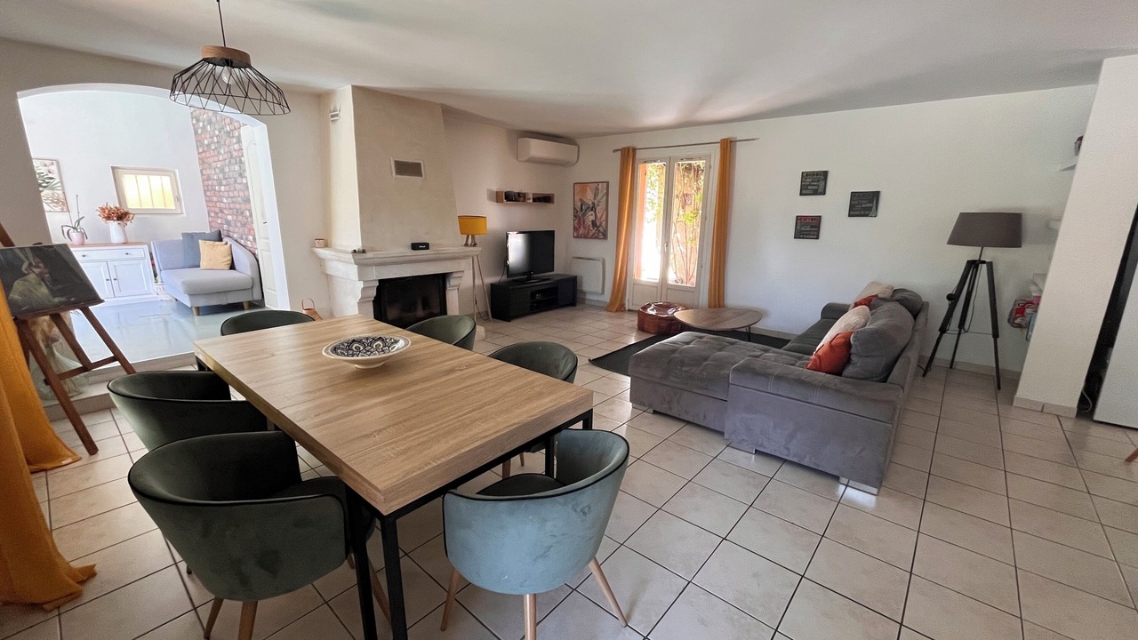 Photo of Livingroom in Les Pennes-Mirabeau