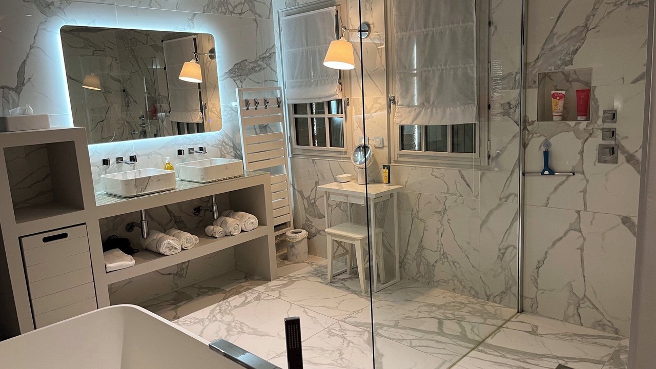Photo of Bathroom in Aigues-Mortes