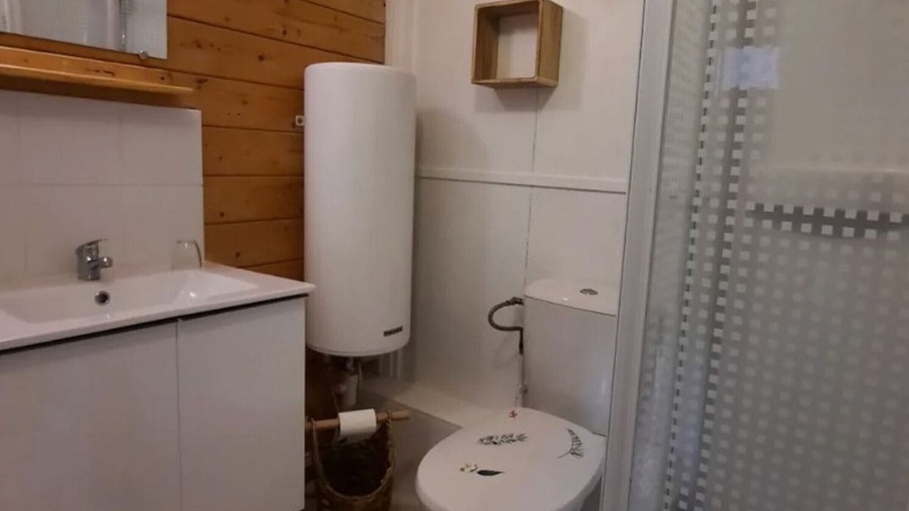 Photo of Bathroom in Annot