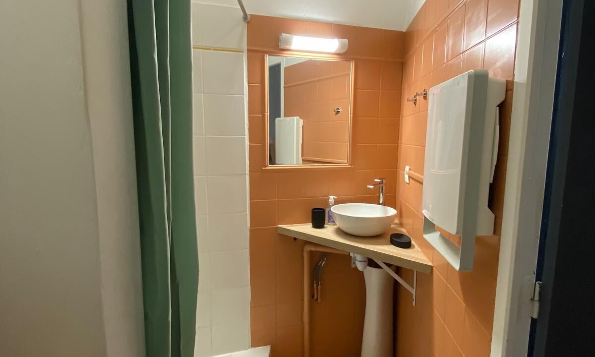 Photo of Bathroom in Faubourg