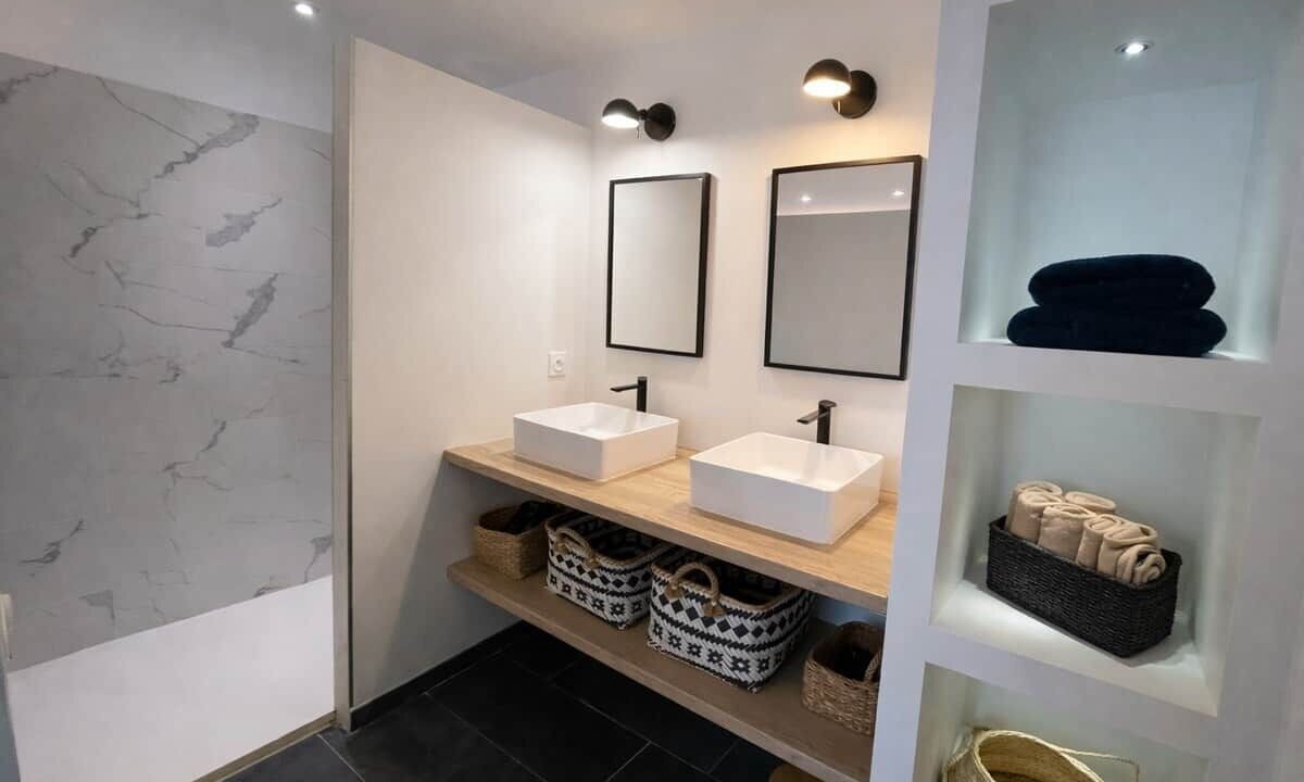Photo of Bathroom in Villeneuve-de-la-Raho