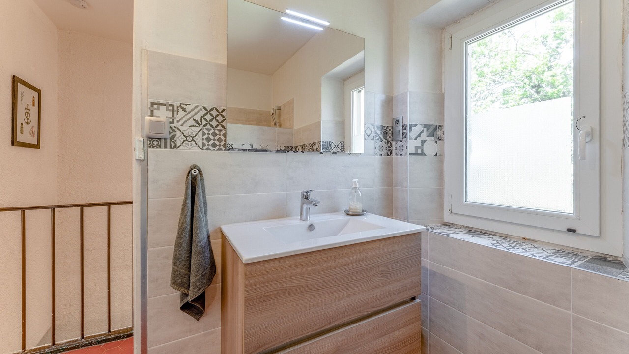 Photo of Bathroom in Saint-Martin-de-Crau