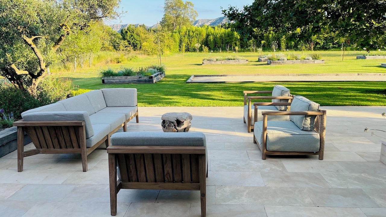 Photo of Patio Balcony in St.-Remy-de-Provence