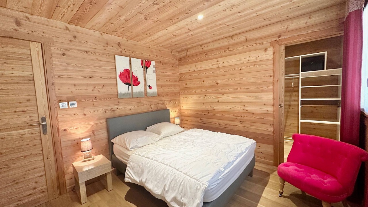 Photo of Bedroom in Les Claux