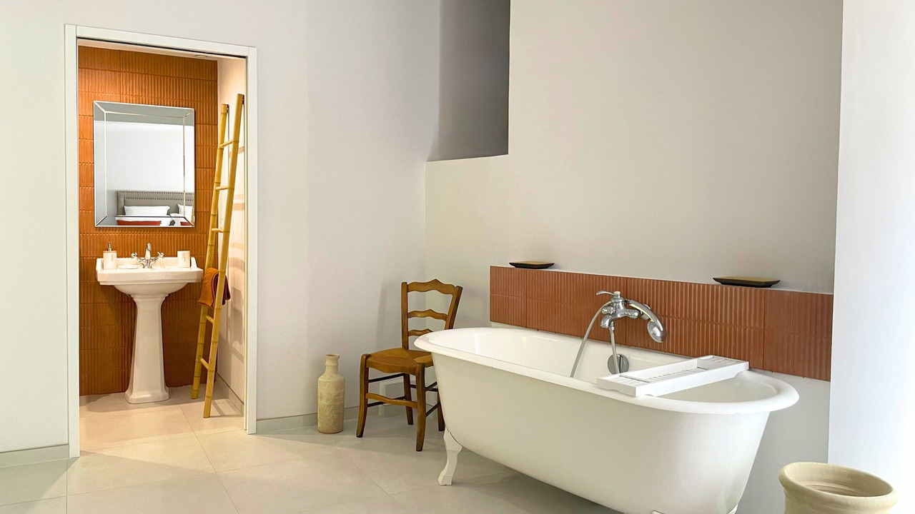 Photo of Bathroom in Caremeau