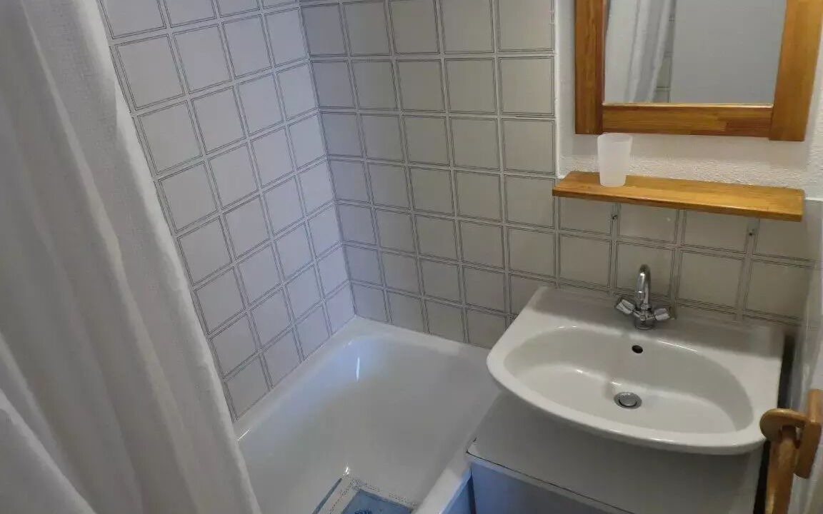 Photo of Bathroom in Reallon