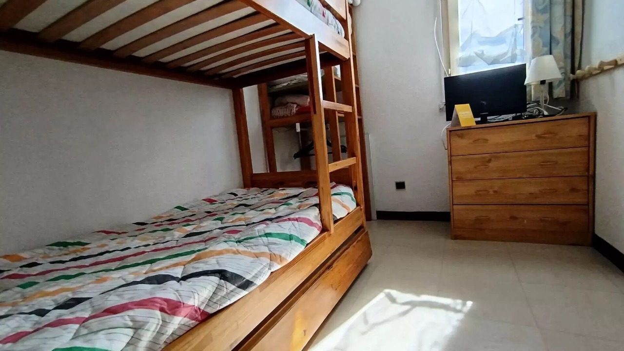 Photo of Bedroom in Reallon