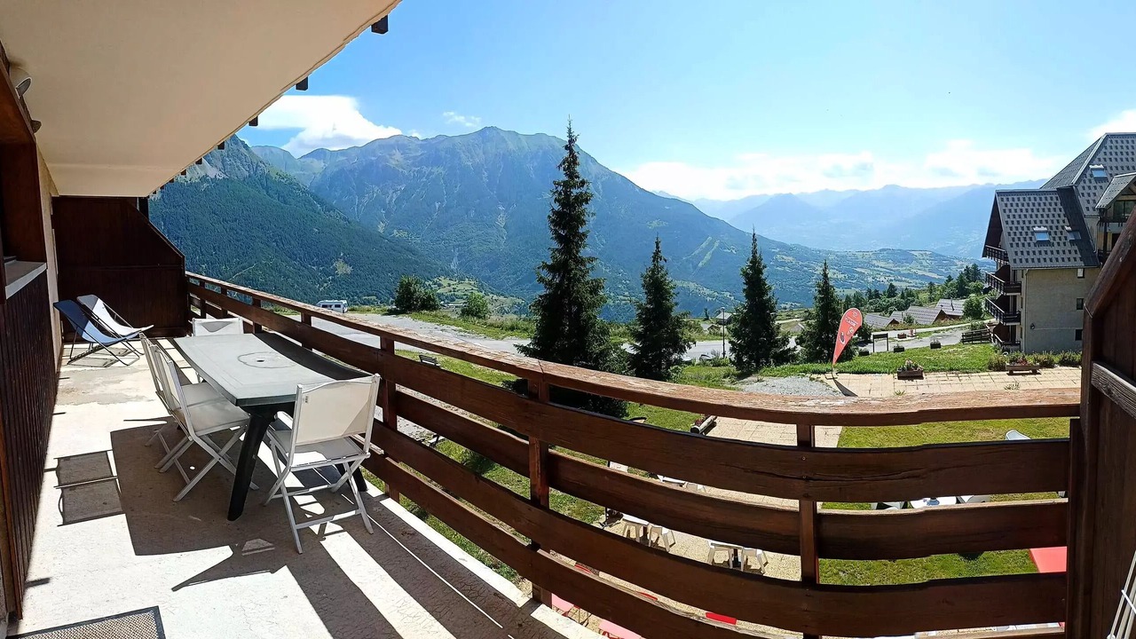 Photo of Outdoor in Reallon