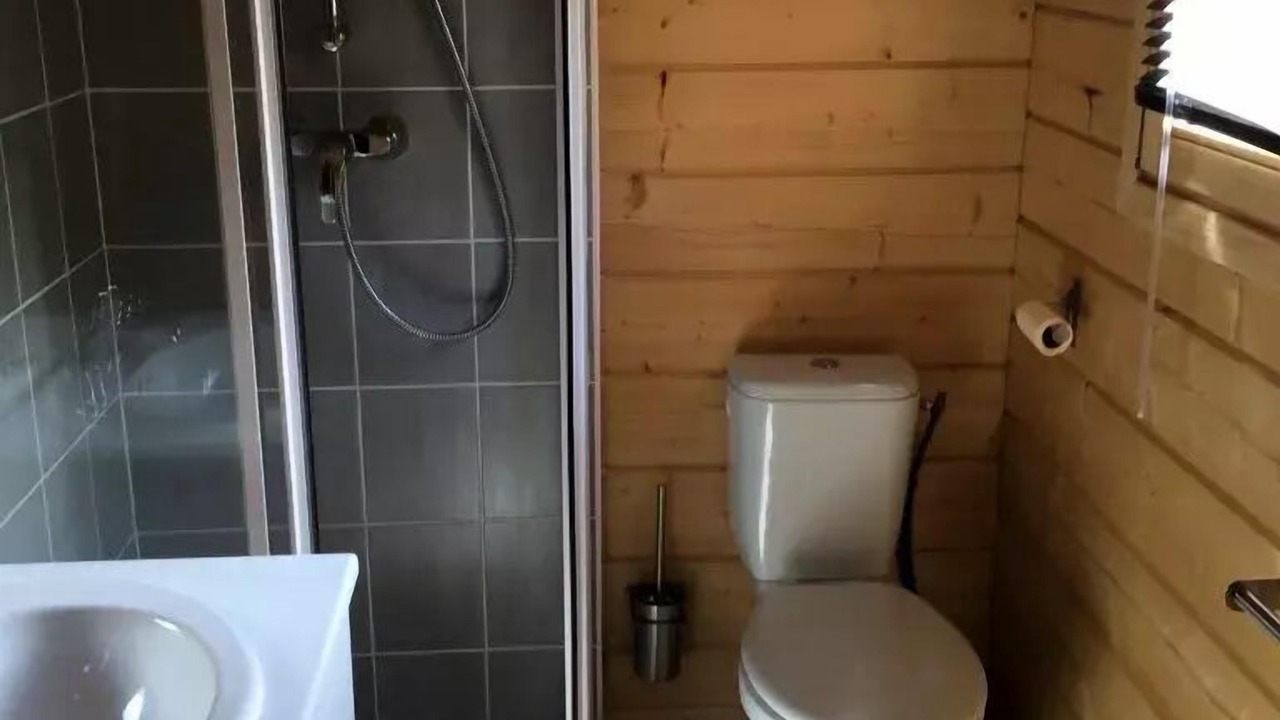 Photo of Bathroom in Reallon