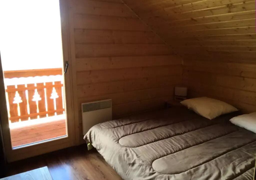 Photo of Bedroom in Reallon