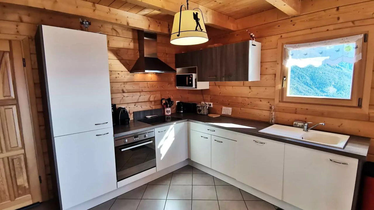 Photo of Kitchen in Reallon
