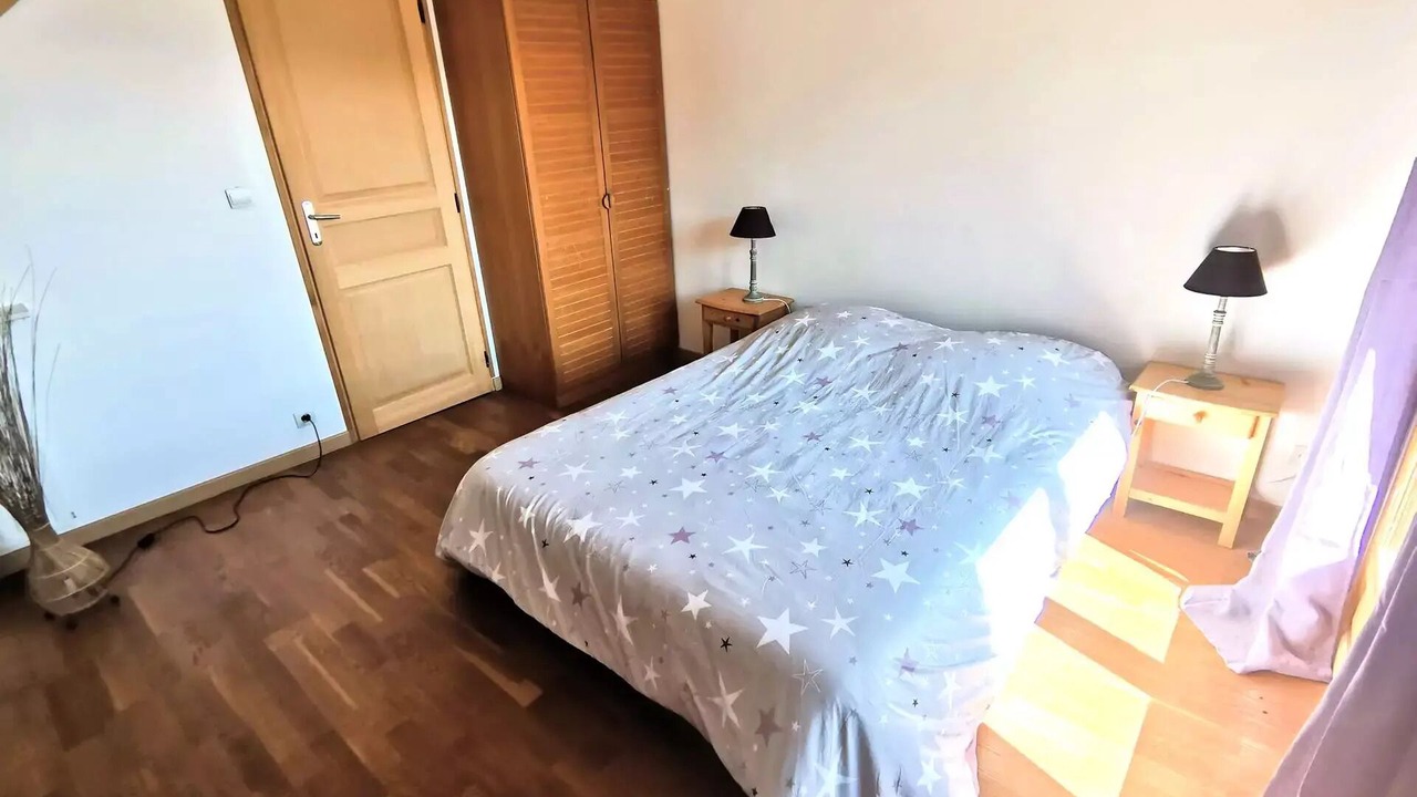 Photo of Bedroom in Reallon