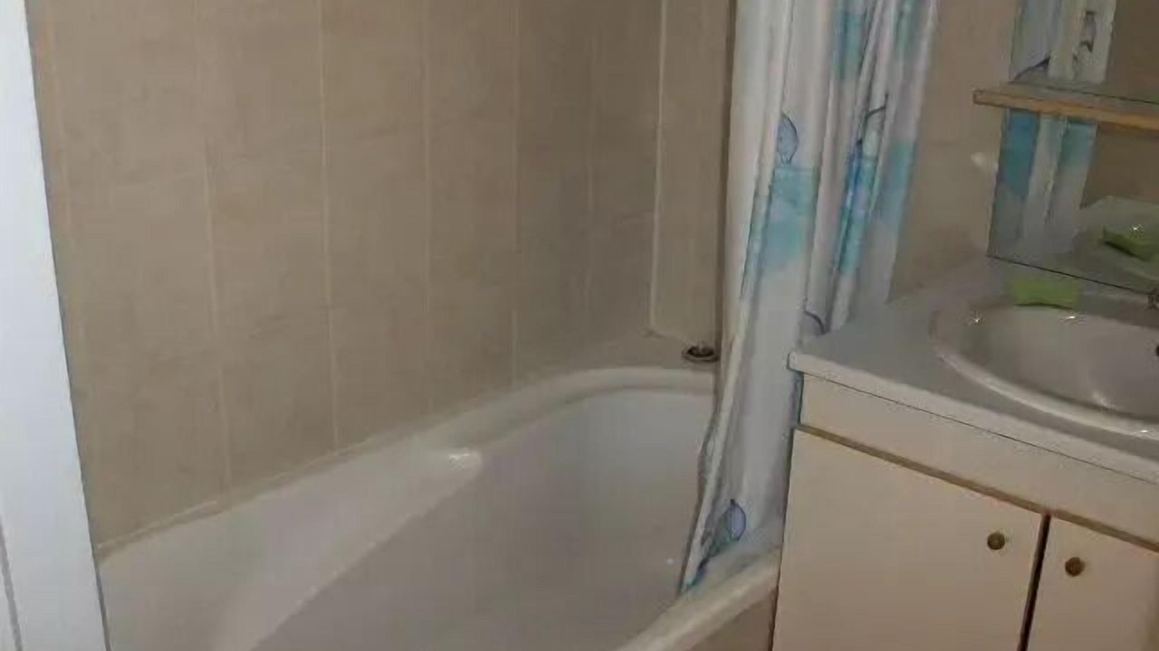 Photo of Bathroom in Reallon
