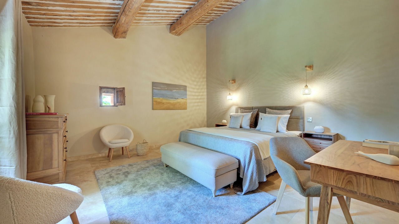 Photo of Bedroom in Roussillon