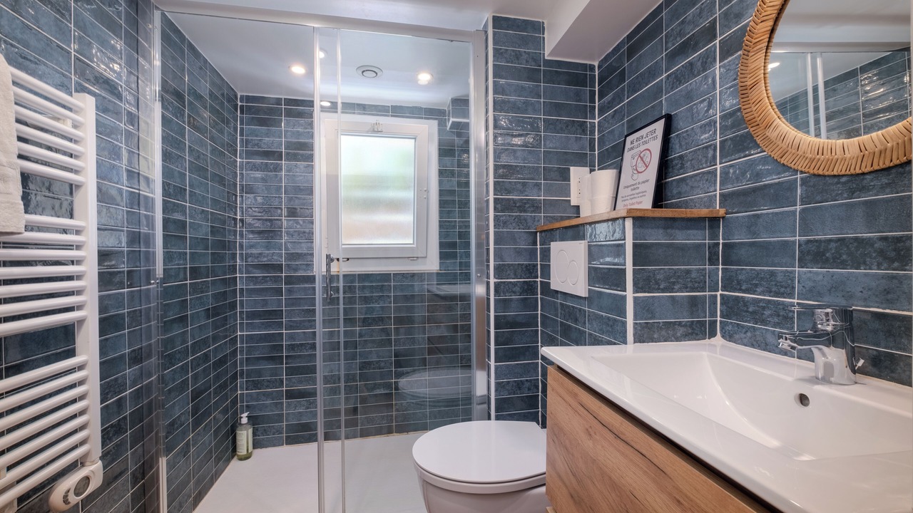 Photo of Bathroom in Endoume