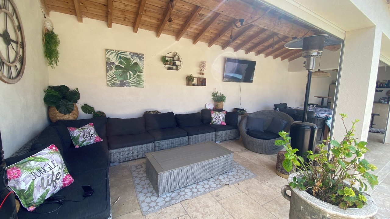 Photo of Livingroom in Arles