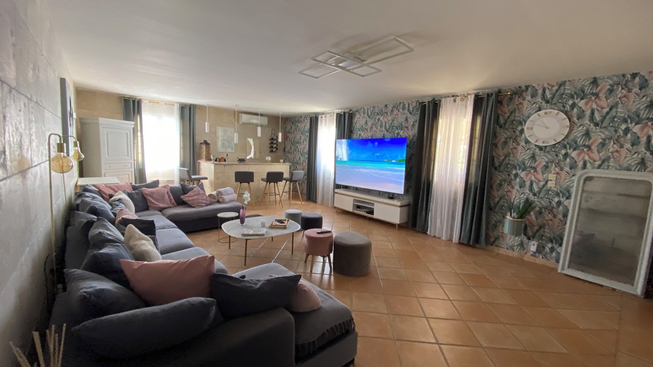 Photo of Livingroom in Arles