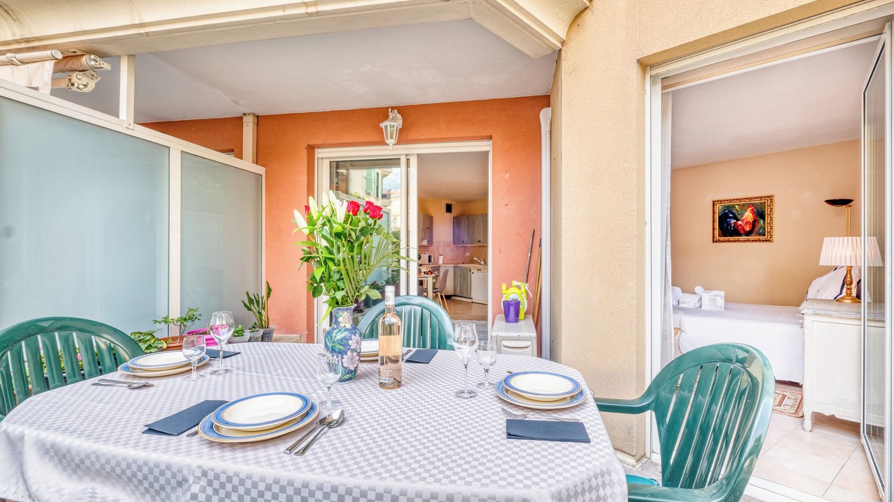 Photo of Others in Old Town