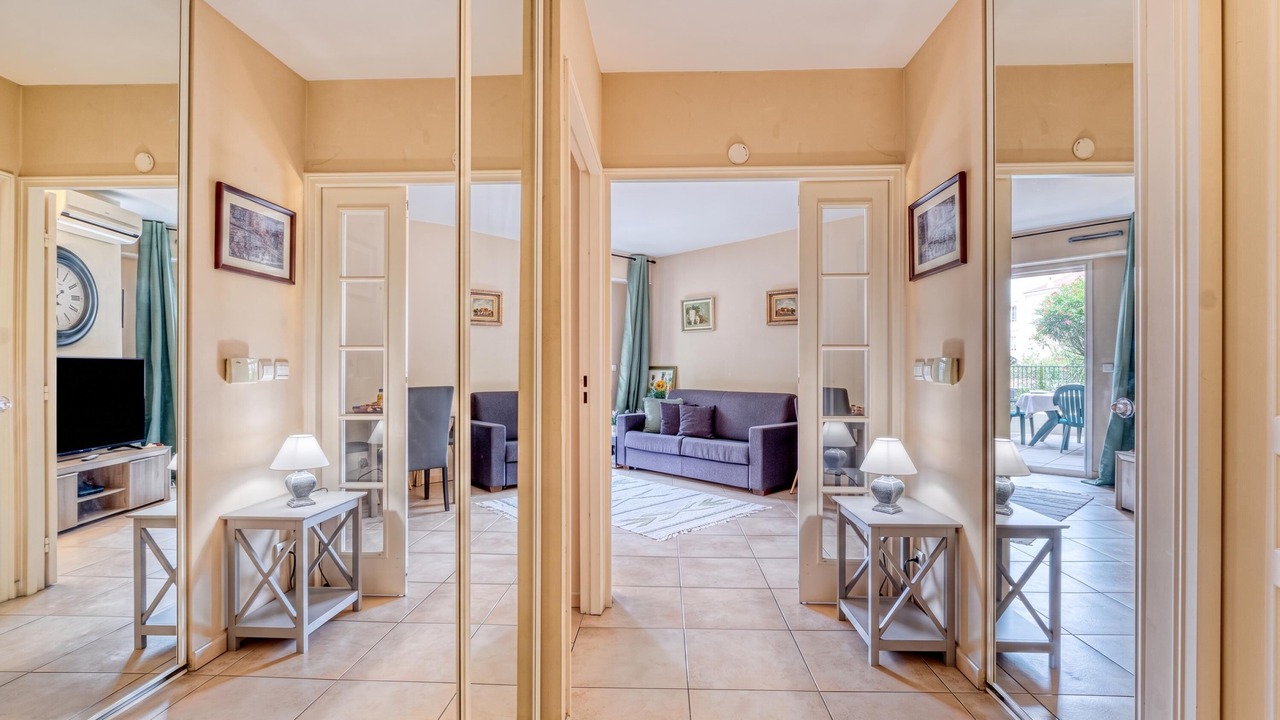 Photo of Livingroom in Old Town