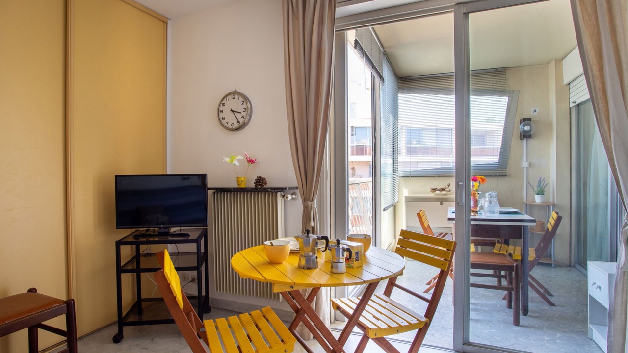 Photo of Bedroom in Saint-Laurent-du-Var