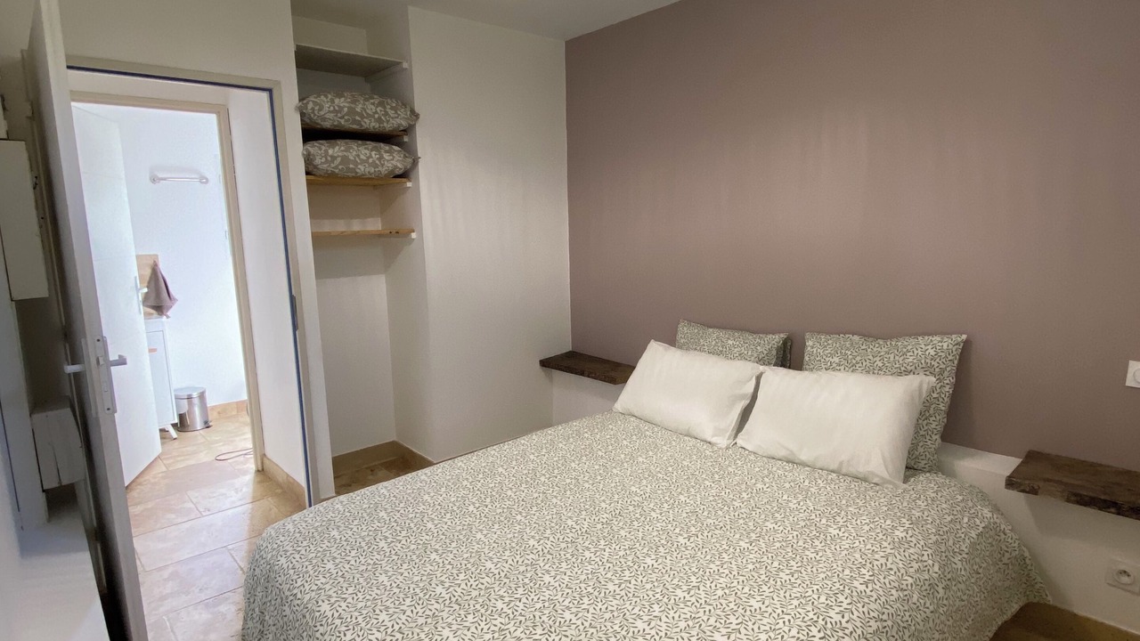 Photo of Bedroom in Tarascon
